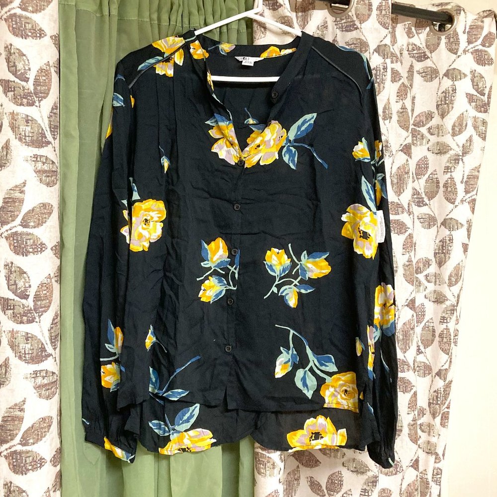 Volcom Women's Button-Up Long Sleeve Top